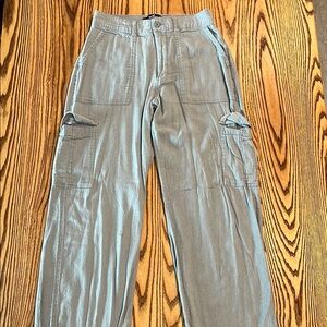 Women’s Linen Cargo Pants